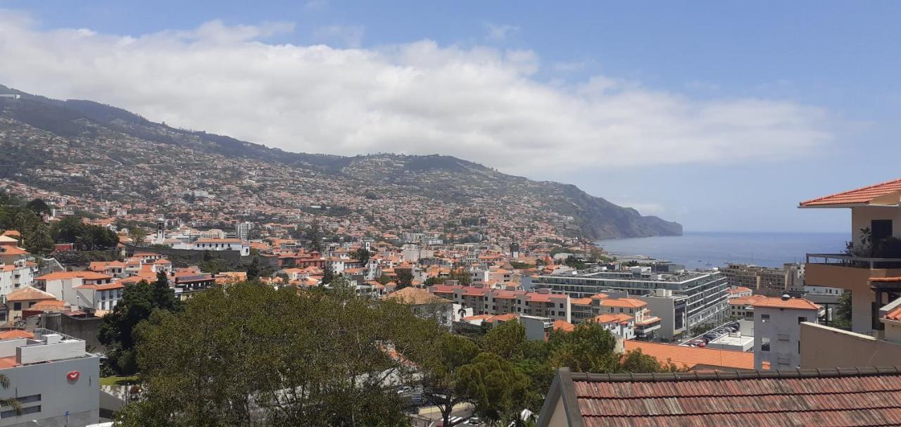 Apartament Living Caboqueira Funchal (Madeira)