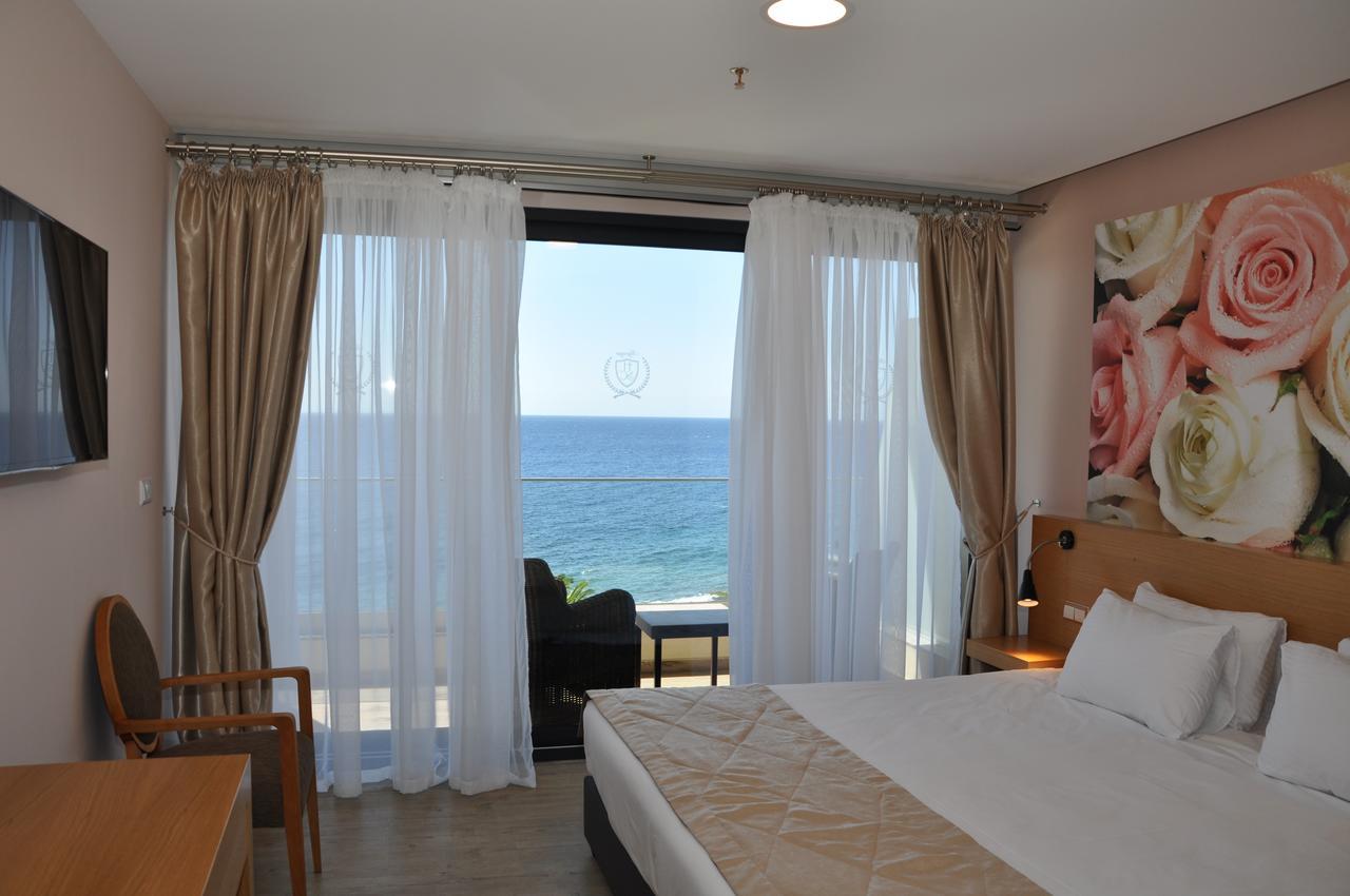 Boutique Santa Cruz (Madeira)
