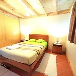 Studio In Ponta Do Pargo, With Wonderful Sea View, Furnished Garden An