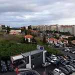 Elegant Apartment With Sea Views By Trip2Portugal