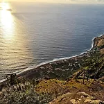 Elegant House In Calheta, Sea View