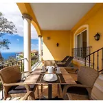 Palheiro Village Apartment In Resort