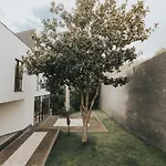 Ample Villa With Pool, Gym And Gorgeous Ocean View