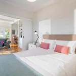 Casa Da Rocha De Baixo By An Island Apart