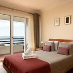 Margarida'S Apartment Com Piscina E Vista Mar