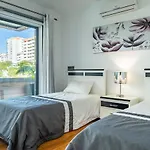 Funchal Casino View, Luxury Apartment, Big Balcony, Free Pool, Wifi And Parking