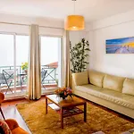 Modern & Spacious Sea View Flat For Lovely Vacation