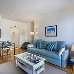 Atlantic Ocean View Apartment