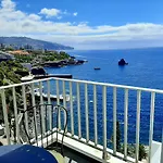 Superb Sea View Flat In Funchal