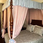Angie'S Apartment