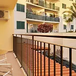Palheiro Residence Familiar 2