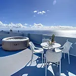 The Sunny Apartment By Atlantic Holiday