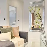 Beco Santa Emilia 3J, A Home In Madeira