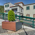 Largo Dos Milagres, A Home In Madeira