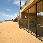 Casa De Ferias A 75 Metros Da Praia