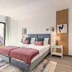 Fort Bay Suite Apartments