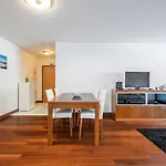 Edu Flat