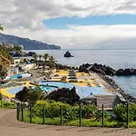 Casa Branca With Garden By Hr Madeira