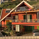 Cozy House In Ponta Do Sol With Spacious Garden - 3 Sqm