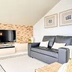 Cantinho Da Mikaela, A Home In Madeira