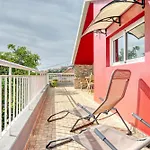 Cantinho Da Mikaela, A Home In Madeira