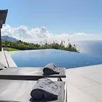 Villa Cliffscape