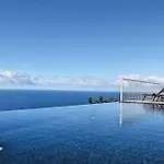 Villa Cliffscape