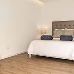 Villa Calheta Heights