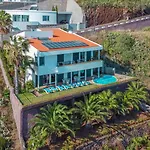 Villa Amelia In Falesia By The Sea