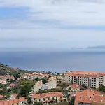 Azenha Apartment