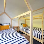 Luxury Haven: Heated Pool, Ac & Sun