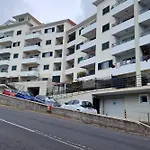 Azenha Apartment By Lovelystay