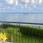 Oceanic Apartment