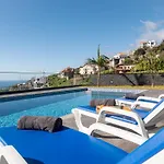 Villa Luxe By Atlantic Holiday