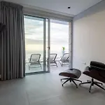 Villa Perola