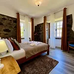 Gouveia Cottage