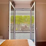 Village Square Coastal Apartment 3G