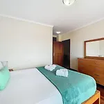 Canico Center Apartment