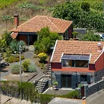Casa Da Raposeira By An Island Apart
