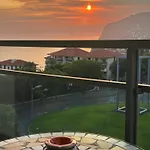 Cozy T2 With Ocean View