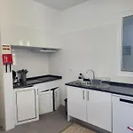 Oscar House Free Parking