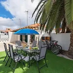 Casa Da Palmeira By An Island Apart