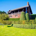 Seaside Golf Chalet Retreat With 10000 Square Meter Garden