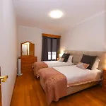 Farinha'S Apartment