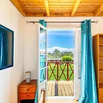 Moniz Ocean Escape By Drm