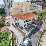 Betty'S Villa By Alma Holiday Rentals