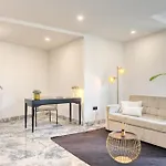 Bse15 Apartments 1B, A Home In Madeira