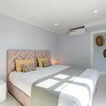 Stay In St. Catarina Park