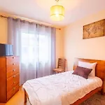 Santana House - Holiday Rental By Your Key