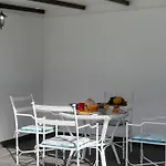 Casa Do Beiral By An Island Apart